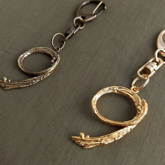 9 Key ring, smoked brass finish