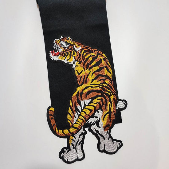 Black half-width obi with ◆ tiger 2.