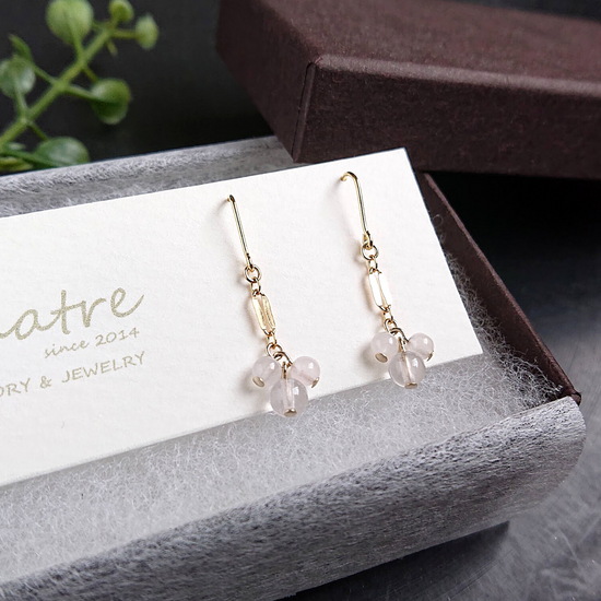 Rose quartz pierced earrings maru