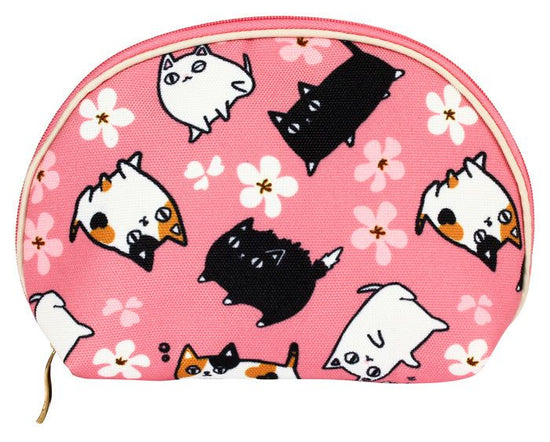 Shell-shaped pouch for three cat brothers