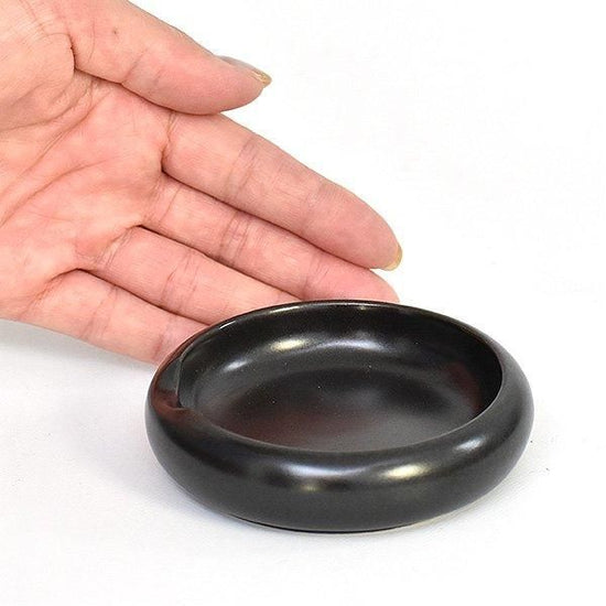 Black mat ashtray, black type, daily necessities, ashtray, made in Japan, Minoyaki, stylish, modern