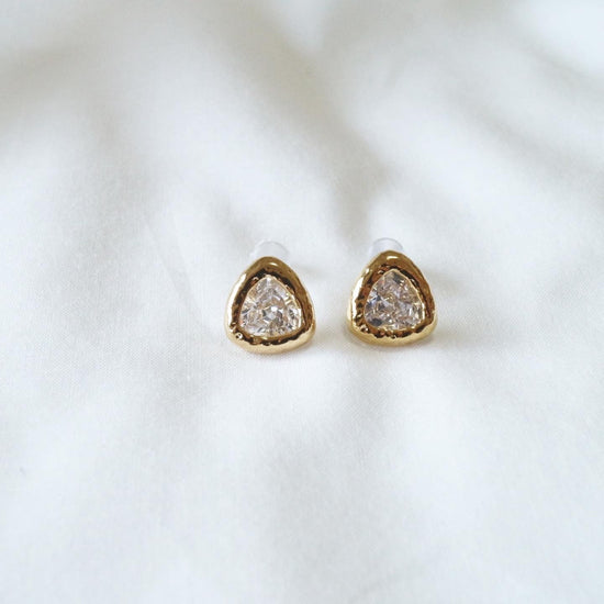 silver925 zirconia triangle pierce P030