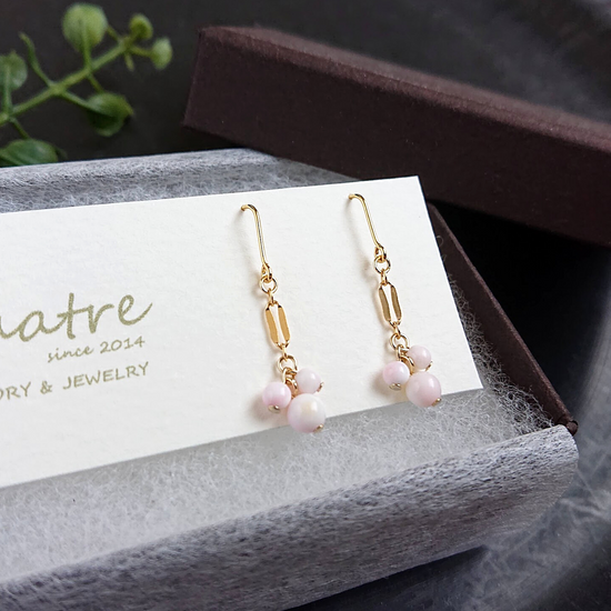 Queen conch shell Pierced earrings maru