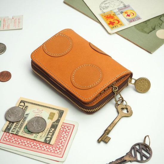 Key Wallet [ Key Case + Mini Wallet ] (Polka Dot Patchwork / Biscuit Beige) Genuine Leather