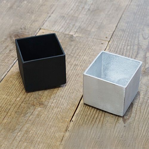 63664 [PLUS THE GREEN] Square Pot, Black