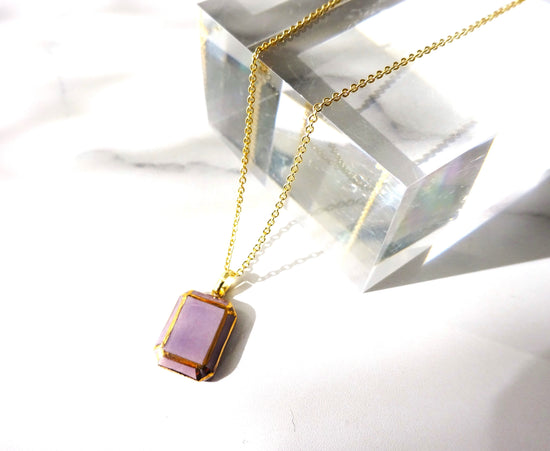 jewel cut necklace (lavender)