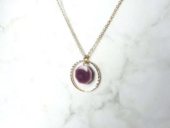 Ceramic and gold ring necklace (purple)