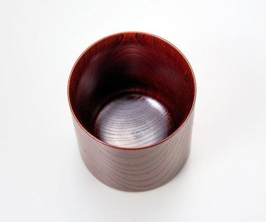 A beautifully grained Zelkova Lacquer (Lacquered mug). Keyaki Mug Cup Red SX-0594