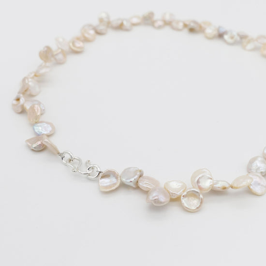 Snow Flower Short Necklace