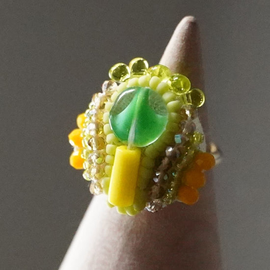 Chatty ring 56 free size beads embroidery ring round green yellow colorful vitamin color