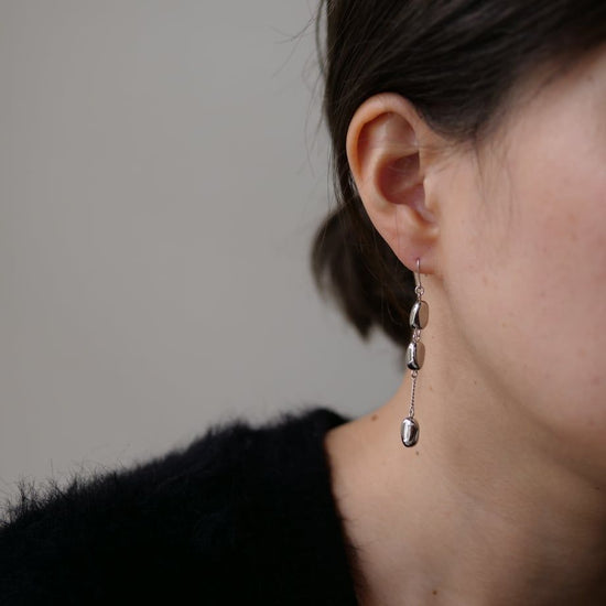 비대칭 금속 피어싱/귀걸이