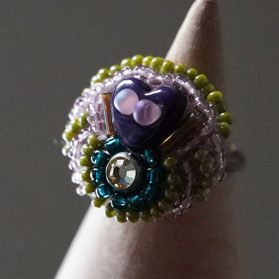 Chatty ring 15 free size beaded embroidery ring heart navy green colorful multicolor