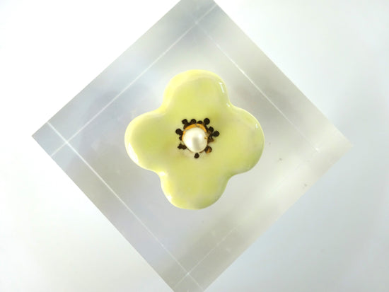 Small Flower Brooch Cream Yellow