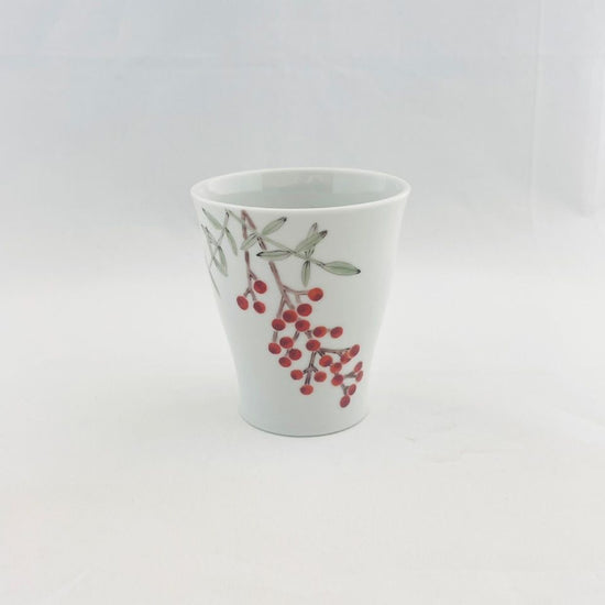 [Teacup with design of Nanten (Southern Sky)