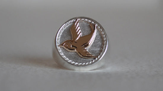 Signet Ring Swallow