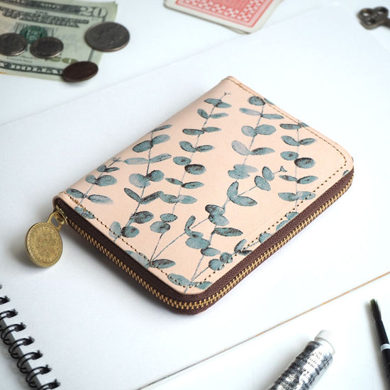 Round Zipper Compact Wallet (Eucalyptus) Cowhide for Ladies and Men