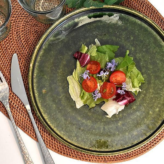 Oribe Round 8 "BON Greenish Japanese Tableware, Round Medium Plate, Made in Japan, Minoyaki, Stylish, Modern