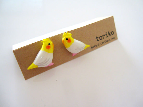 Cockatoo (Luchino) Pierced earrings and Clip-on earrings in Resin