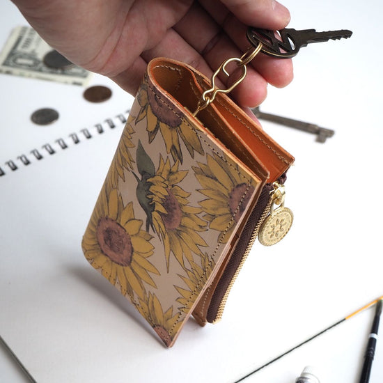 Key Case with One Gusset and Zipper Pocket (Sunflower) [fits many cards] Cowhide
