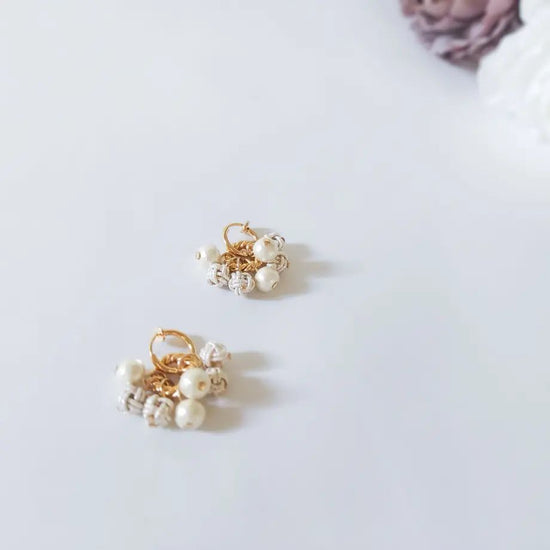 Pierced earrings / Clip-on earrings with Tamamusubi and Cotton Pearls