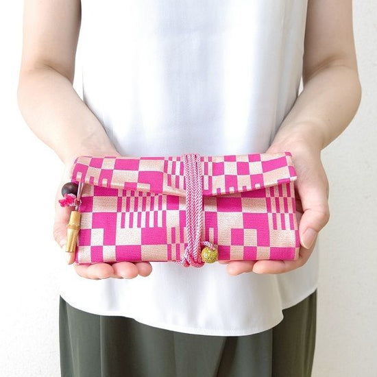 Kyoto Dogu Purse Cotton Ox Dark Pink Roll Bag Checkered Medium Color