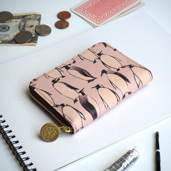 Round Zipper Compact Wallet (Penguin) Cowhide