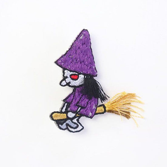 [Old work] POKEFACE Witch broomstick batch murasaki brooch