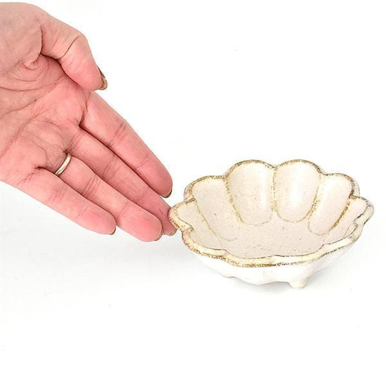 RINKA WHITE 10 bowls, white Japanese tableware, small bowls, made in Japan, Minoyaki, stylish, modern.