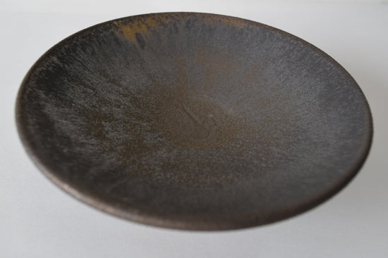 Black gold dish