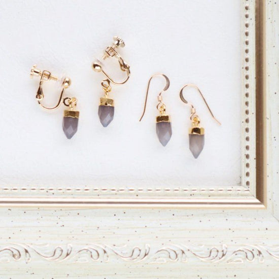 Gray onyx charm short pierce & earring