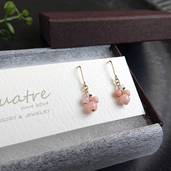 핑크 오팔 피어싱 이어링 콰트르