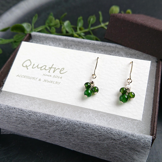 크롬 다이옵사이드 피어싱 이어링 콰트르