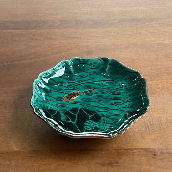 [Eisyou] Five-size round-flower dish with bird design in waves