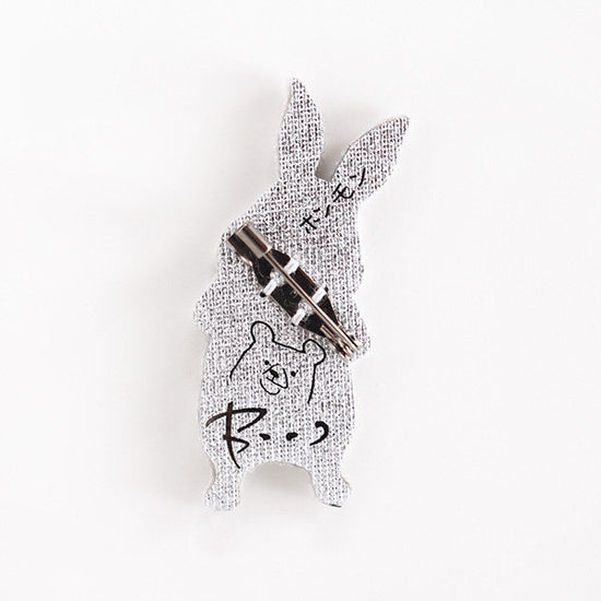 [Collaboration] pokefasu pokefasu ussappu brooch rabbit badge