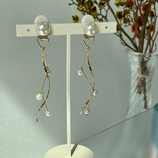 Simple Pearl Pierced earrings, Clip-on earrings