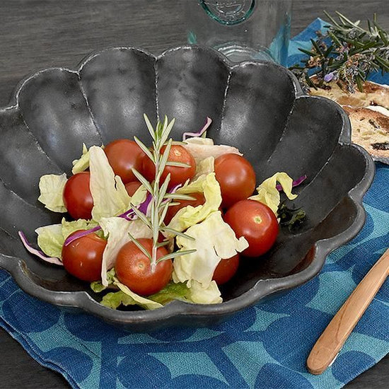 Rinka Black 21 Bowl, black Japanese tableware, bowl, made in Japan, Minoyaki, stylish, modern.