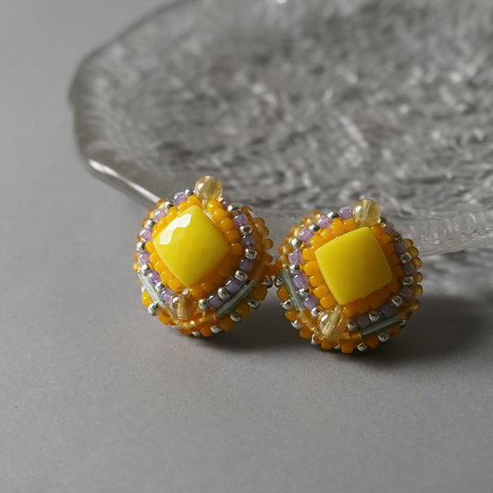 Clip-on earrings with bead embroidery Pierced earrings 5 yellow purple large size, one of a kind