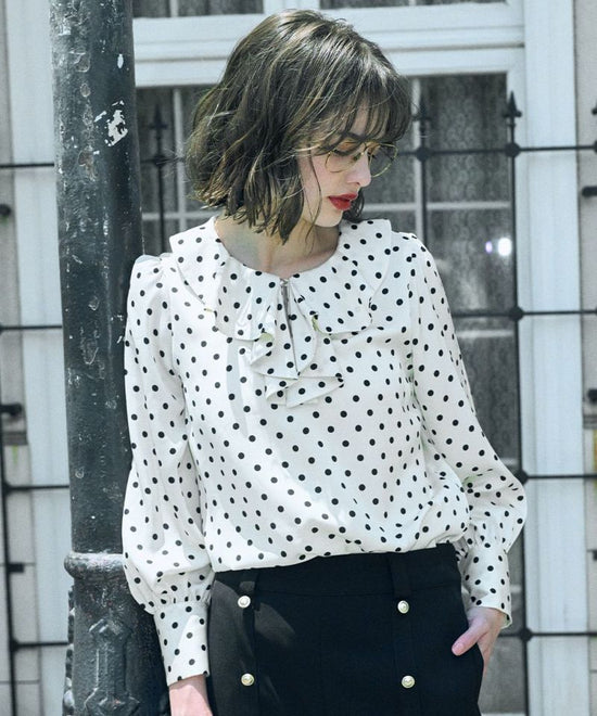 Dotted Satin Ruffle Blouse / an another angelus [51BF02j003].