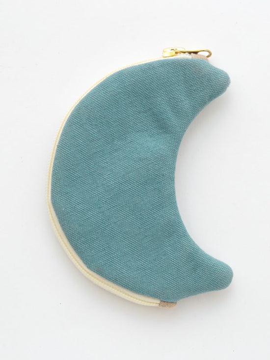 Moon Embroidery Pouch M26-1954