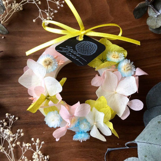 Pastel Wreath Sachet