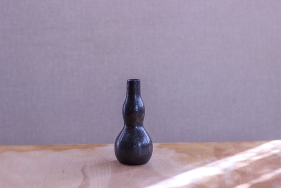 Gourd vase