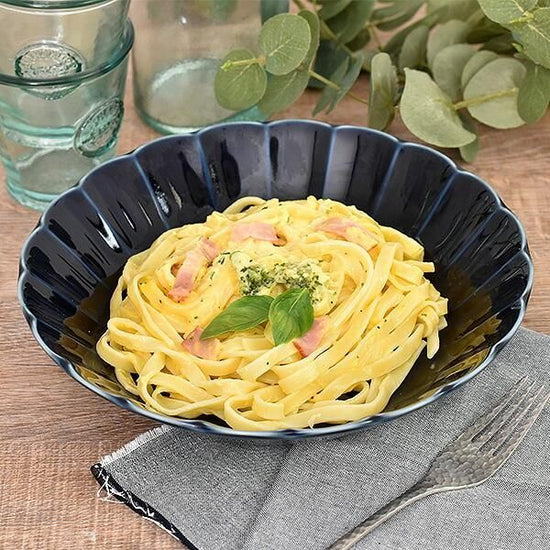 Fiore navy flower-shaped 24cm deep dish, blue, Western tableware, round plate, made in Japan, Minoyaki, stylish.