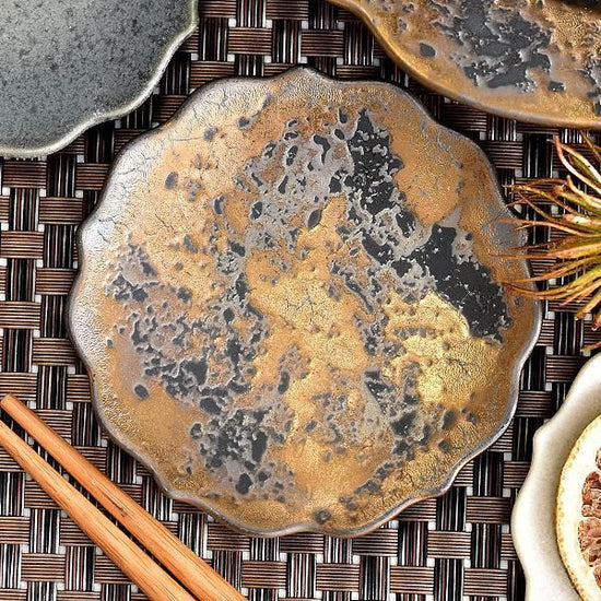 Gold Tataki Kikyo Plate S, gold type, Japanese tableware, small plate, made in Japan, Minoyaki, stylish, modern