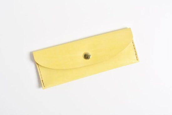 Lemon No.57 (pen case with hook)