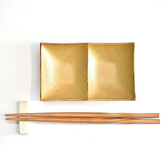 Two small tea dividers, brown Japanese tableware, divider plate, made in Japan, Minoyaki, stylish, modern