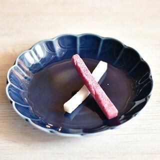 Fiore navy flower-shaped 16.5cm dish, blue, Western tableware, round plate, made in Japan, Minoyaki, stylish.