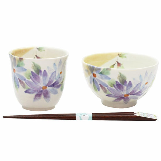 Ezo Chrysanthemum in a Rice Bowl / Teacup with Chopsticks (40480)