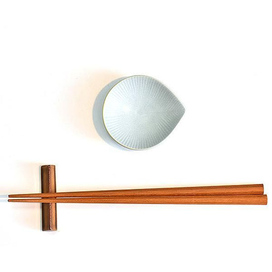 Moorish blue blue petite small dish, blue type, Western tableware, round plate, small dish, made in Japan, Minoyaki, café style, stylish, modern.