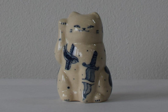 Manekineko S American Traditional 2
