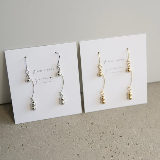 커브 피어스 / 귀걸이